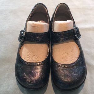 Alegria Kourtney Vortex Size 36 (US Size 6) NIB